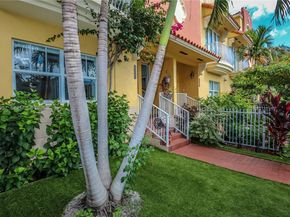 1619 Harrison St, Hollywood FL 33020