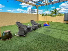 1619 Harrison St, Hollywood FL 33020