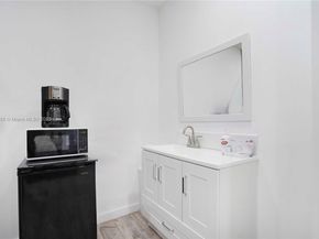 520 NE 175th St, North Miami Beach FL 33162