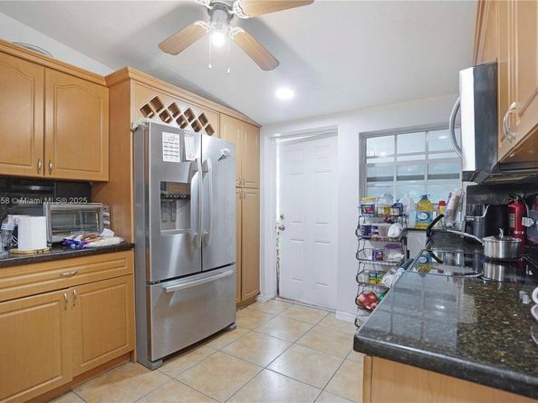 520 NE 175th St, North Miami Beach FL 33162