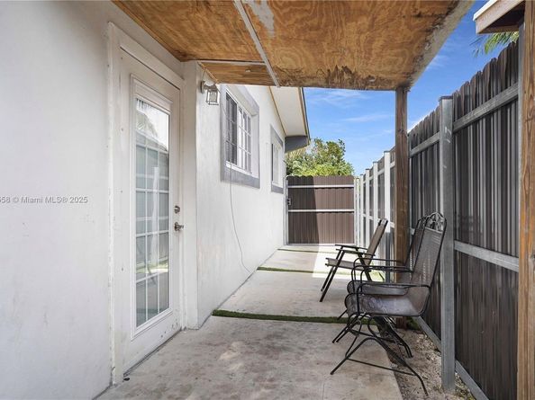 520 NE 175th St, North Miami Beach FL 33162