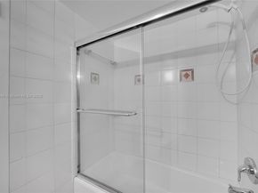 2001 Atlantic Shores Blvd 220, Hallandale Beach FL 33009