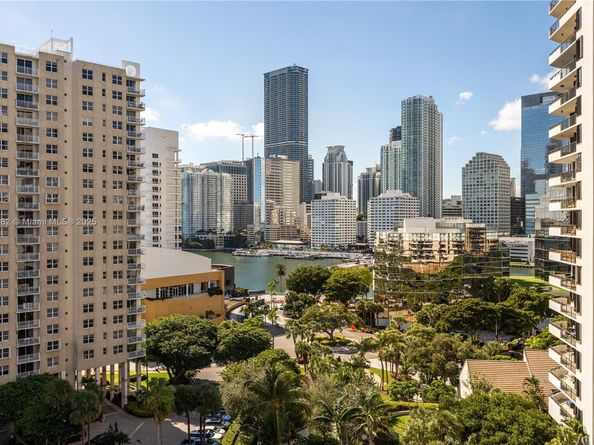 520 Brickell Key Dr A1207, Miami FL 33131