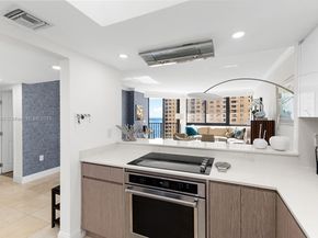 520 Brickell Key Dr A1207, Miami FL 33131