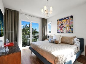 3179 NW 11th St, Miami FL 33125