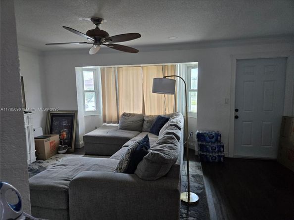 Undisclosed Address #A11785696, Sunrise FL 33313