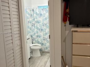 1812 Coolidge St, Hollywood FL 33020