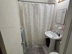 1812 Coolidge St, Hollywood FL 33020