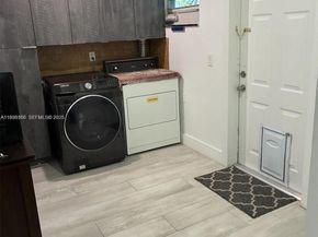 1812 Coolidge St, Hollywood FL 33020