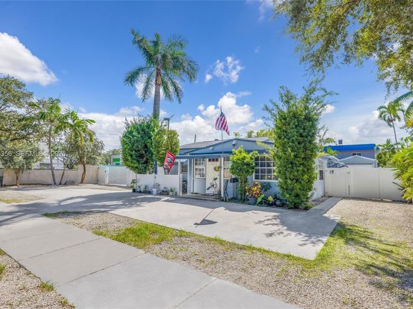 1812 Coolidge St, Hollywood FL 33020