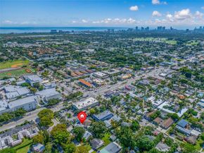 1812 Coolidge St, Hollywood FL 33020