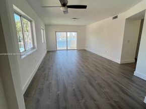 462 Golden Isles Dr 202, Hallandale Beach FL 33009