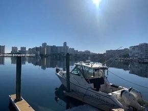 462 Golden Isles Dr 202, Hallandale Beach FL 33009