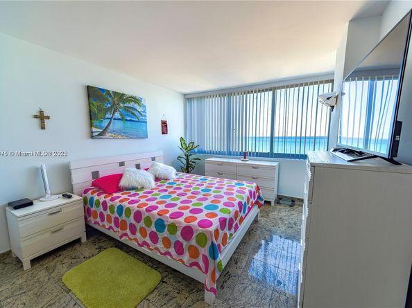 7135 Collins Ave 1836, Miami Beach FL 33141