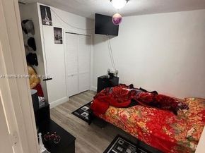 276 E 12th St, Hialeah FL 33010