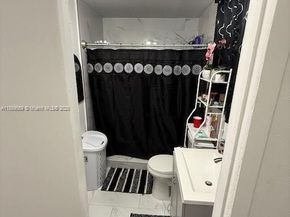 276 E 12th St, Hialeah FL 33010