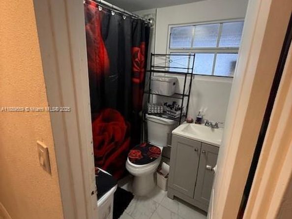 276 E 12th St, Hialeah FL 33010