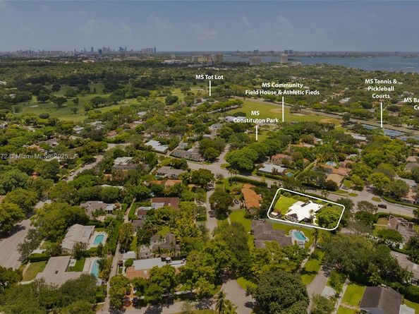 575 NE 97th St, Miami Shores FL 33138