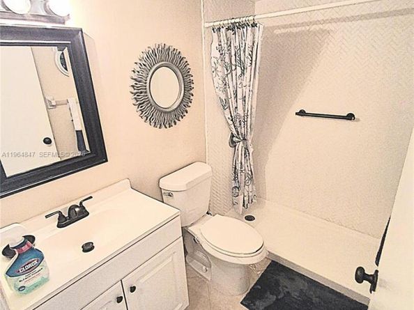 3000 Springdale Blvd V207, Palm Springs FL 33461