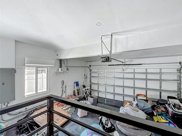 1080 NE 104th St, Miami Shores FL 33138
