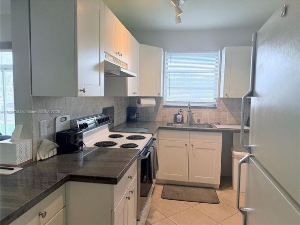 2731 NE 14th St Cswy 138, Pompano Beach FL 33062