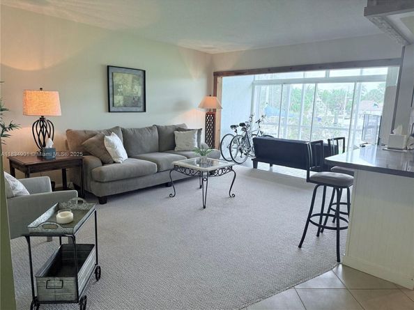 2731 NE 14th St Cswy 138, Pompano Beach FL 33062