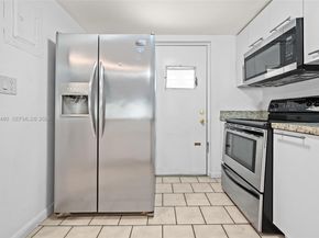 2302 S Cypress Bend Dr 210, Pompano Beach FL 33069