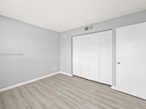 2302 S Cypress Bend Dr 210, Pompano Beach FL 33069