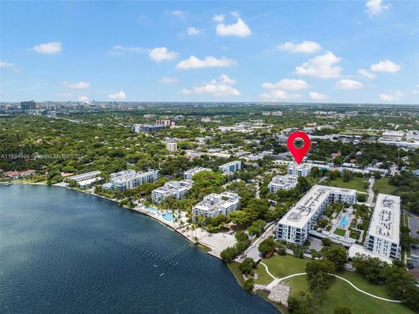 650 NE 64th St G304, Miami FL 33138