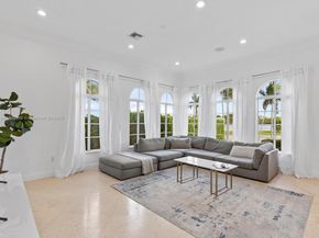 1223 Jackson St, Hollywood FL 33019