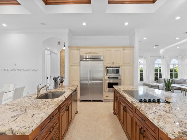 1223 Jackson St, Hollywood FL 33019