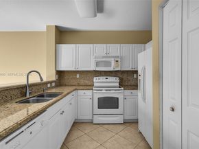 3064 SE 1st Dr 7, Homestead FL 33033