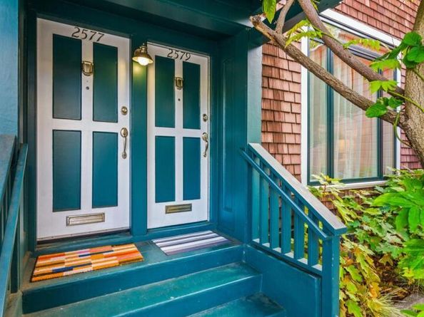 2579 Folsom Street, San Francisco CA 94110