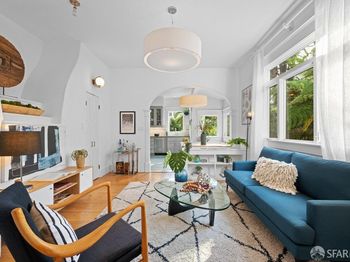 2579 Folsom Street