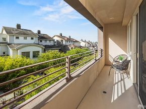 118 Summit Way, San Francisco CA 94132