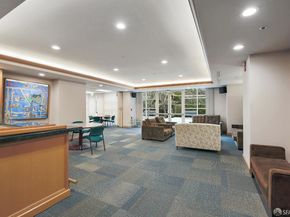 220 Lombard Street 323, San Francisco CA 94111