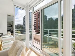 220 Lombard Street 323, San Francisco CA 94111