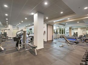 220 Lombard Street 323, San Francisco CA 94111