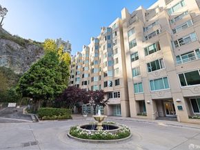 220 Lombard Street 323, San Francisco CA 94111