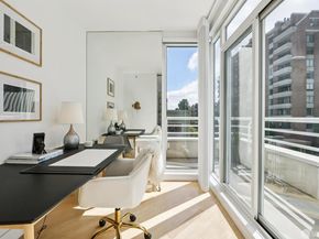 220 Lombard Street 323, San Francisco CA 94111