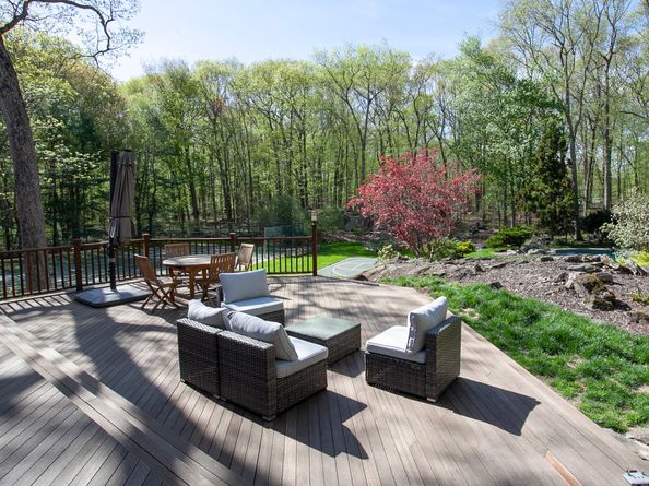18 Cardinal Road, Weston CT 06883