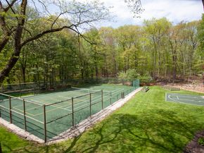 18 Cardinal Road, Weston CT 06883