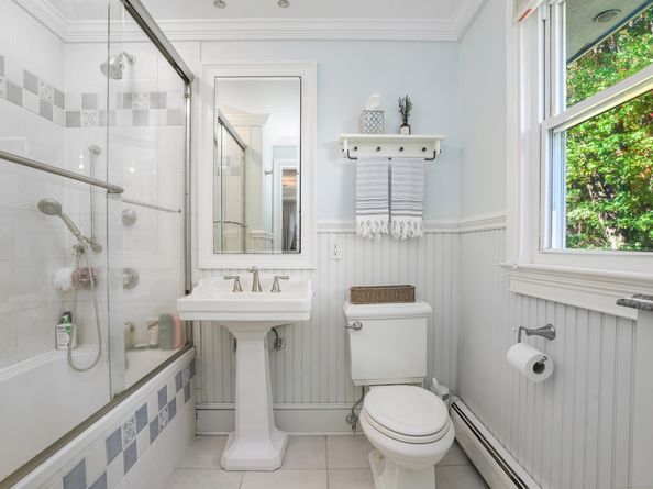 17 Redcoat Road, Norwalk CT 06850