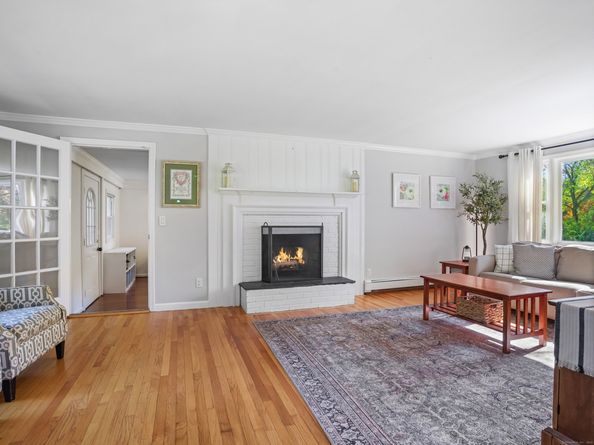 17 Redcoat Road, Norwalk CT 06850
