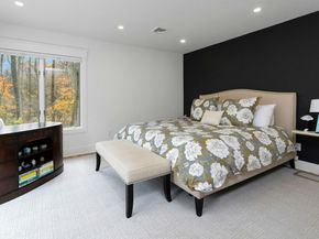 7 Tommys Lane, Norwalk CT 06850