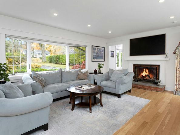 7 Tommys Lane, Norwalk CT 06850