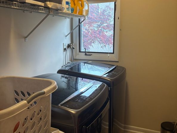 277 Eagles Landing 277, Shelton CT 06484