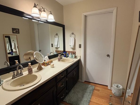 277 Eagles Landing 277, Shelton CT 06484