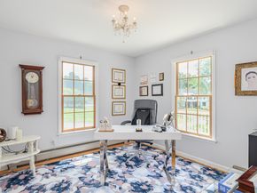 20 Laura Drive, Danbury CT 06811