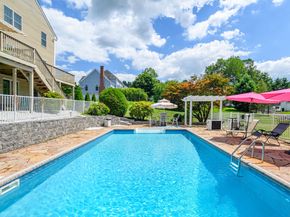 20 Laura Drive, Danbury CT 06811